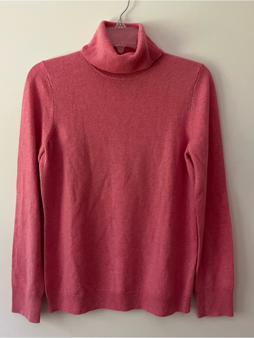 Talbots Cashmere Turtleneck Sweater Pink Medium Soft Cozy Feminine